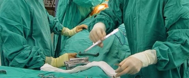 Trabzon’da “bıçak parası” aldığı iddia edilen doktor tutuklandı