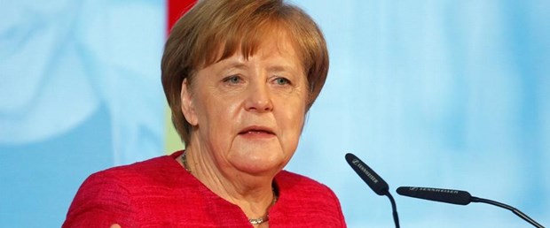 Merkel göç sorununa Avrupa çözümünde ısrarcı…