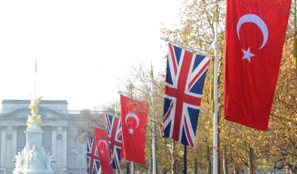 İngiltere, Türklere yeniden süresiz oturma izni veriyor…