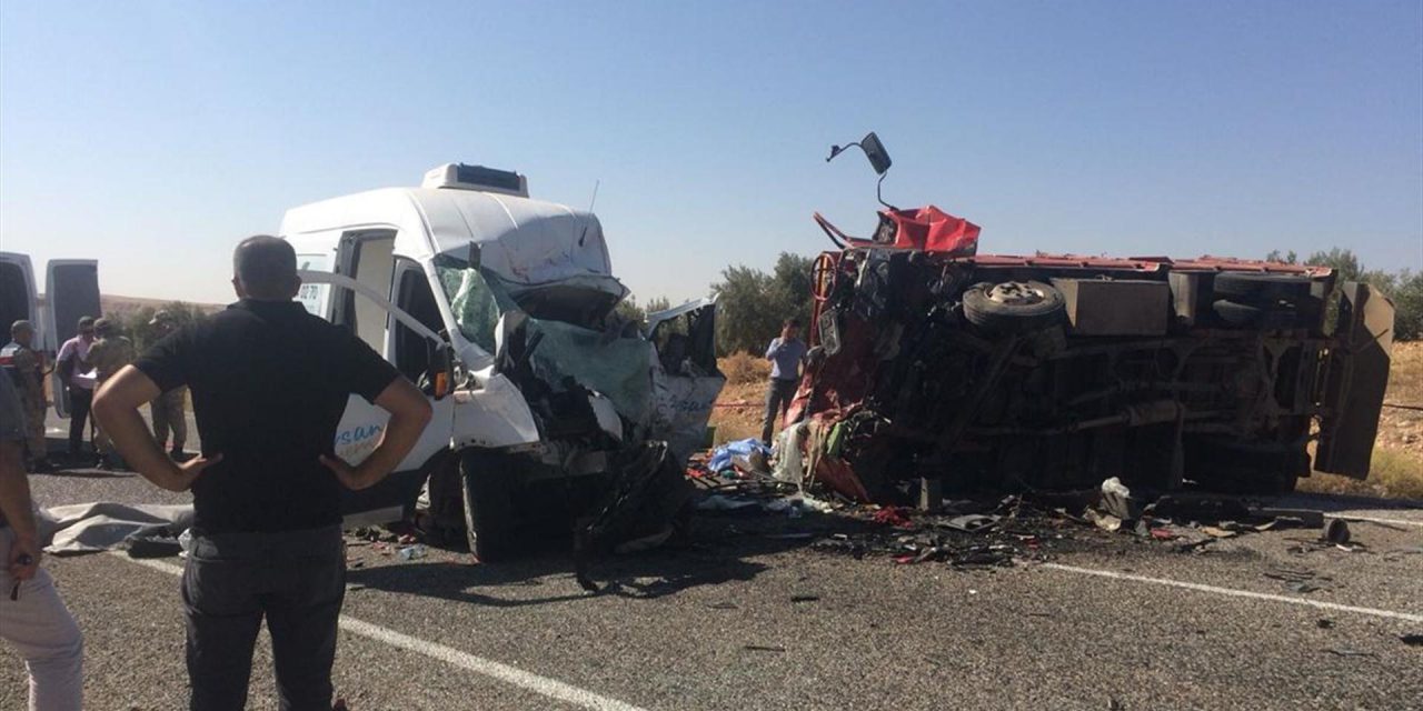 Gaziantep’te trafik kazası: 8 ölü, 18 yaralı