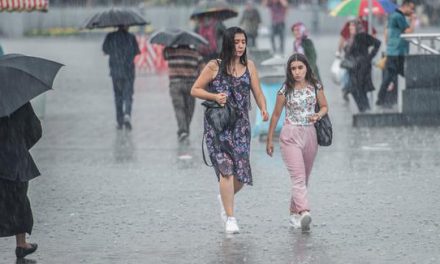 Meteoroloji’den İstanbul için sağanak yağış uyarısı