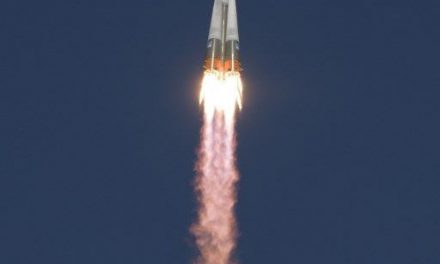 Arızalanan Soyuz uzay aracı acil iniş yaptı