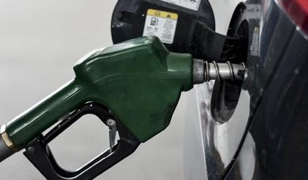 Benzine bir indirim daha geliyor (Fiyatlara yansıyacak)