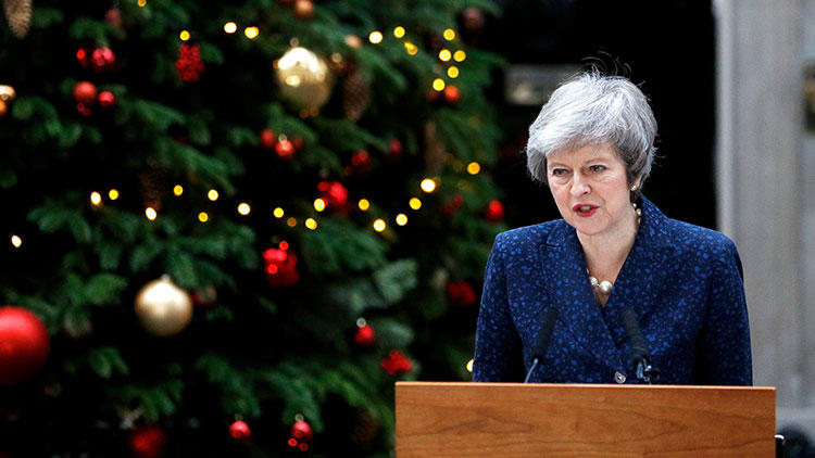 Başbakan Theresa May için güven oylaması