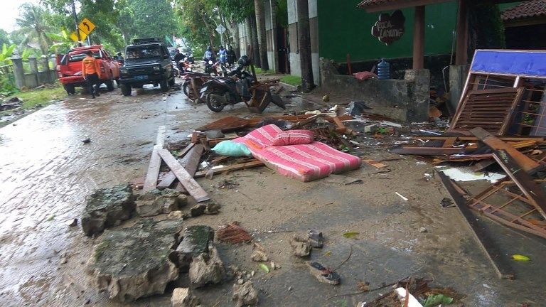 Endonezya’da tsunami: Ölü sayısı 281’e yükseldi