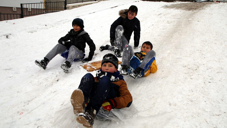 İstanbul’da yarın okullar tatil edildi