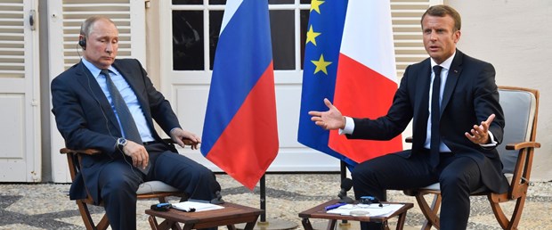 Macron, Putin ile görüştü