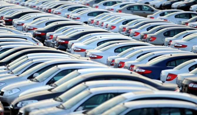 Otomobil ve hafif ticari araç pazarı 8 ayda yüzde 46 daraldı