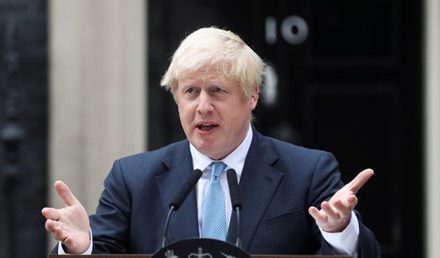 Boris Johnson’dan “Brexit’i ertelemeyeceğim” mesajı