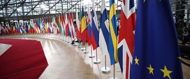 AB Brexit’in ertelenmesinde anlaştı, yeni tarihi belirleyemedi