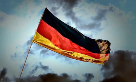 Almanya küresel resesyon endişelerini dindiremedi