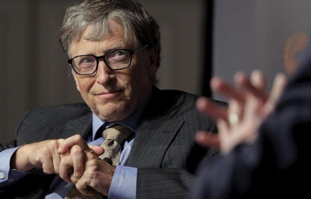 Bill Gates başarısızlığın nedenini açıkladı (400 milyar dolara mal oldu)