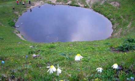 Gümüşhane’de 12 bin yıllık Dipsiz Göl define kazısı ile kurutuldu