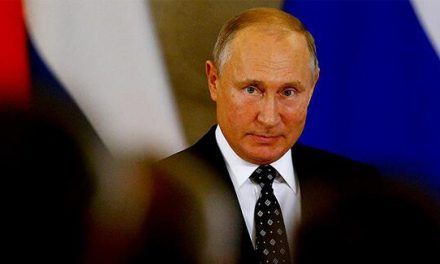 Putin’den radikal onay! Yasaklandı