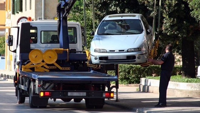 İçişleri Bakanlığı’ndan genelge: Araç çekme yerine park cezası