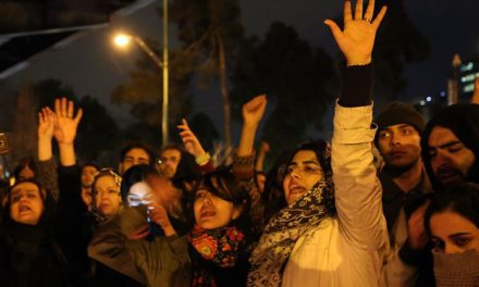 Tahran’da rejim karşıtı gösteri düzenlendi