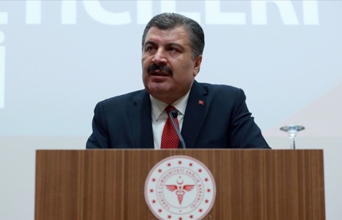 Bakan Koca: Çin’den gelen bütün uçuşların durdurulması kararı aldık