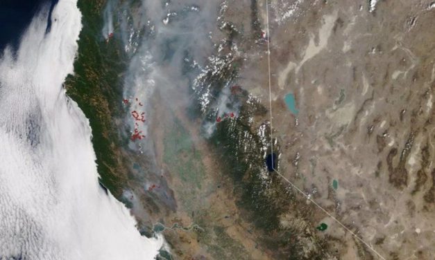 NASA Trump’ın ‘büyük felaket’ ilan ettiği yangınların uydu görüntülerini yayınladı