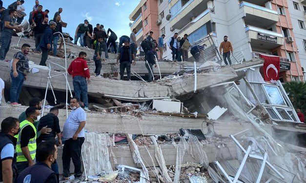 İzmir Seferihisar açıklarında 6,6 büyüklüğünde deprem: 12 can kaybı, 607 yaralı