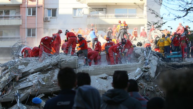 İzmir Seferihisar açıklarında 6,6 büyüklüğünde deprem: 92 can kaybı, 994 yaralı