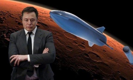 Elon Musk insanlı Mars görevi için tarih verdi