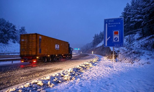 Yurtta kar yağışı (İzmir’in yüksek kesimlerinde kar yağışı etkili oluyor)