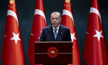 Cumhurbaşkanı Erdoğan: Mevcut uygulama bir süre daha devam edecek