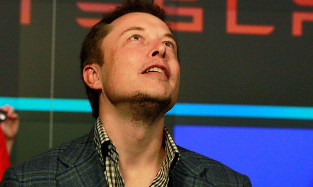 Elon Musk’ın kısıtlamalara aykırı olarak açtığı Tesla fabrikasında Covid-19 salgını