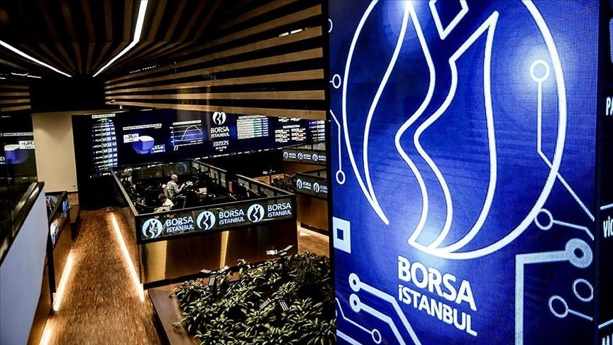 <a href="https://www.aa.com.tr/tr/ekonomi/borsa-gunu-rekorlarla-tamamladi/2750251">Borsa günü rekorlarla tamamladı</a>