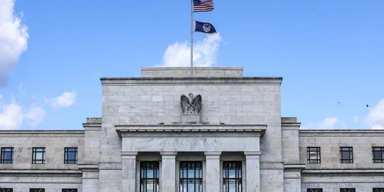 Fed faiz kararını açıkladıFed kritik faiz kararını açıkladı: Küresel piyasalar kararı bekliyorduFed faiz kararını açıkladı